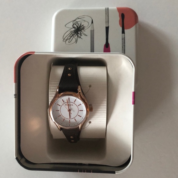 fossil like style watch